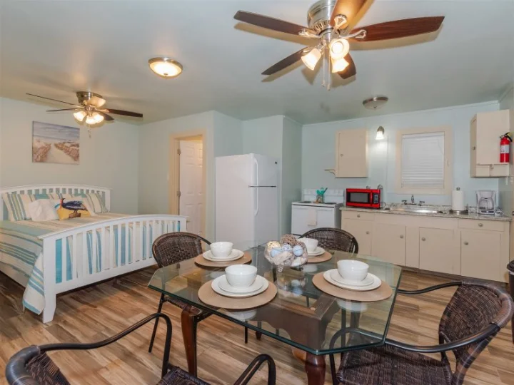 St. Charles Bay Cottages | Miss Kitty's Fishing Getaways | A VTrips Experience St. Charles Bay Cottages | Miss Kitty's Fishing Getaways | A VTrips Experience
