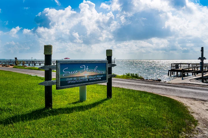 Sun Harbor Cottages | Miss Kitty's Fishing Getaways | A VTrips Experience Sun Harbor Cottages | Miss Kitty's Fishing Getaways | A VTrips Experience