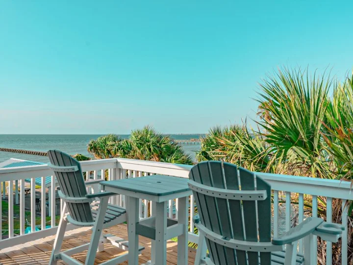 Kontiki Bayfront Condos | Miss Kitty's Fishing Getaways | A VTrips Experience Kontiki Bayfront Condos | Miss Kitty's Fishing Getaways | A VTrips Experience