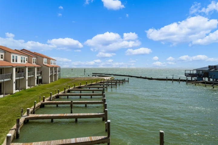 Allegro North Condos | Miss Kitty's Fishing Getaways | A VTrips Experience Allegro North Condos | Miss Kitty's Fishing Getaways | A VTrips Experience