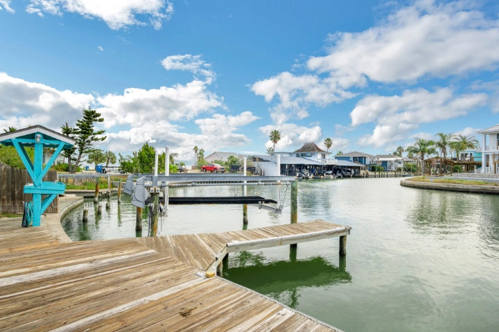 Key Allegro | Miss Kitty's Fishing Getaways | A VTrips Experience Key Allegro | Miss Kitty's Fishing Getaways | A VTrips Experience