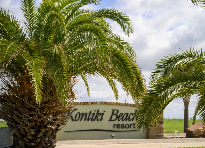 Kontiki Beach Resort | Miss Kitty's Fishing Getaways | A Vtrips Experience